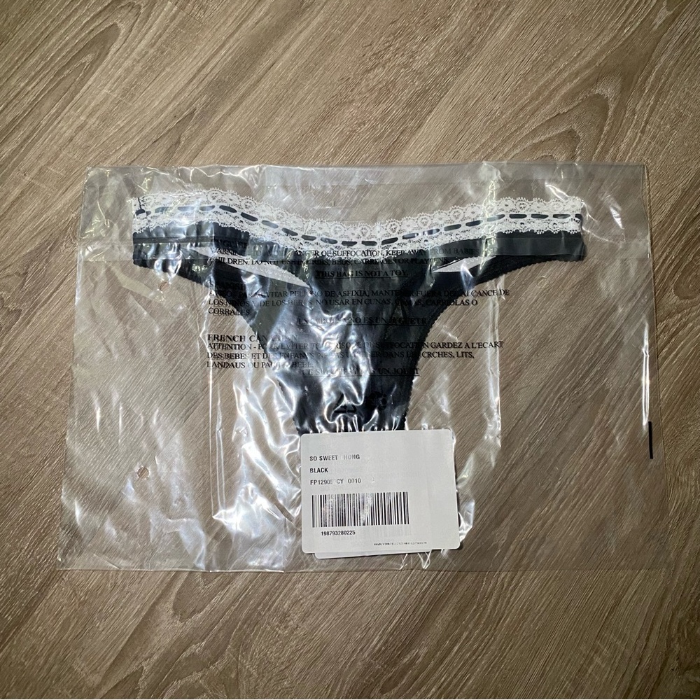 Free People So Sweet Thong Black Combo - Picture 3 of 3